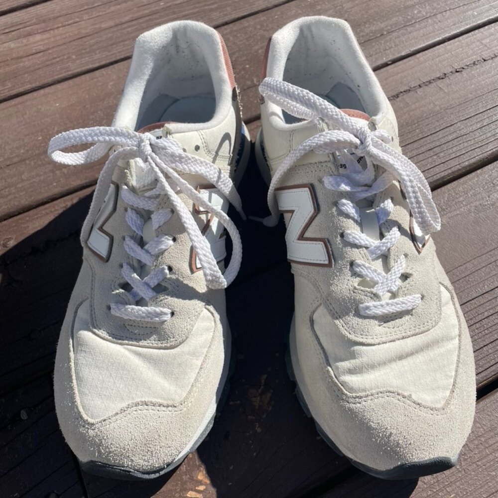 Men's Size 9.5 New Balance 574‎ Rugged White Brown - Picture 2 of 7